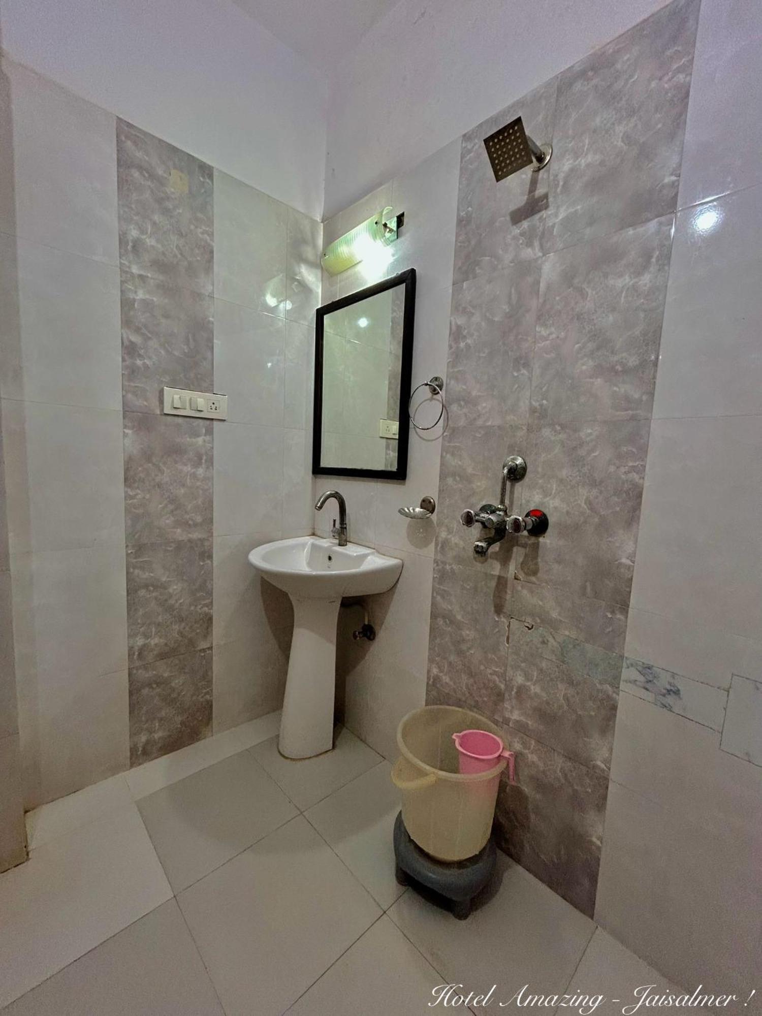 Hotel Amazing Dzsaiszalmer Kültér fotó