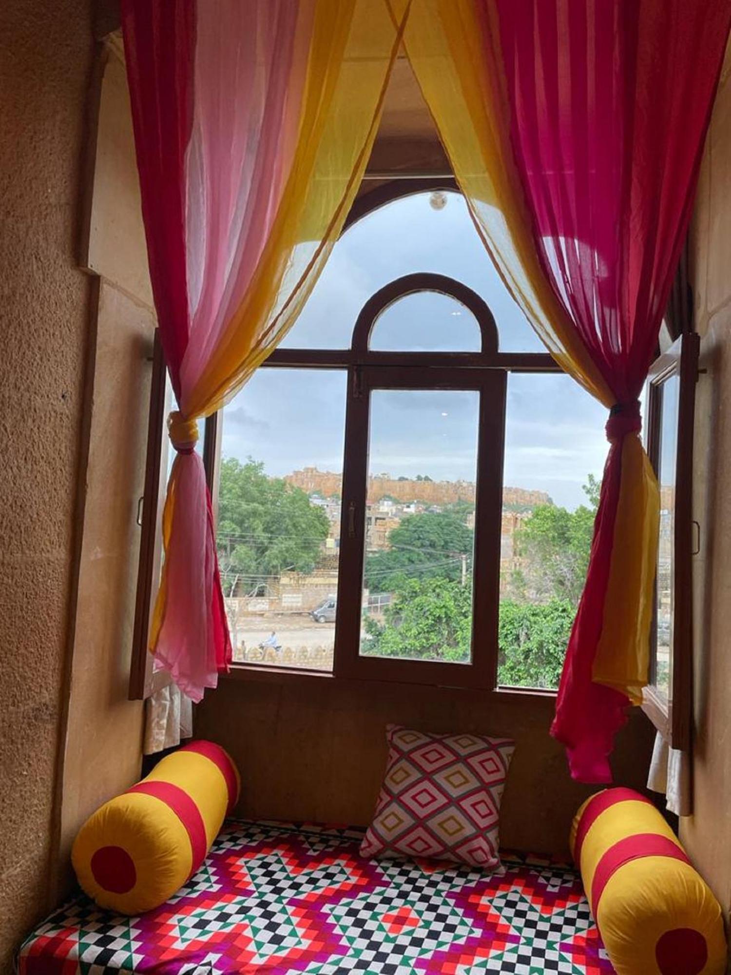 Hotel Amazing Dzsaiszalmer Kültér fotó